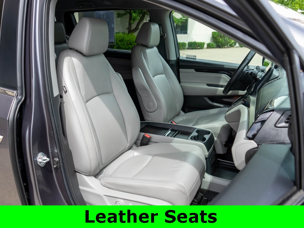 2023 Honda Odyssey Touring photo 8