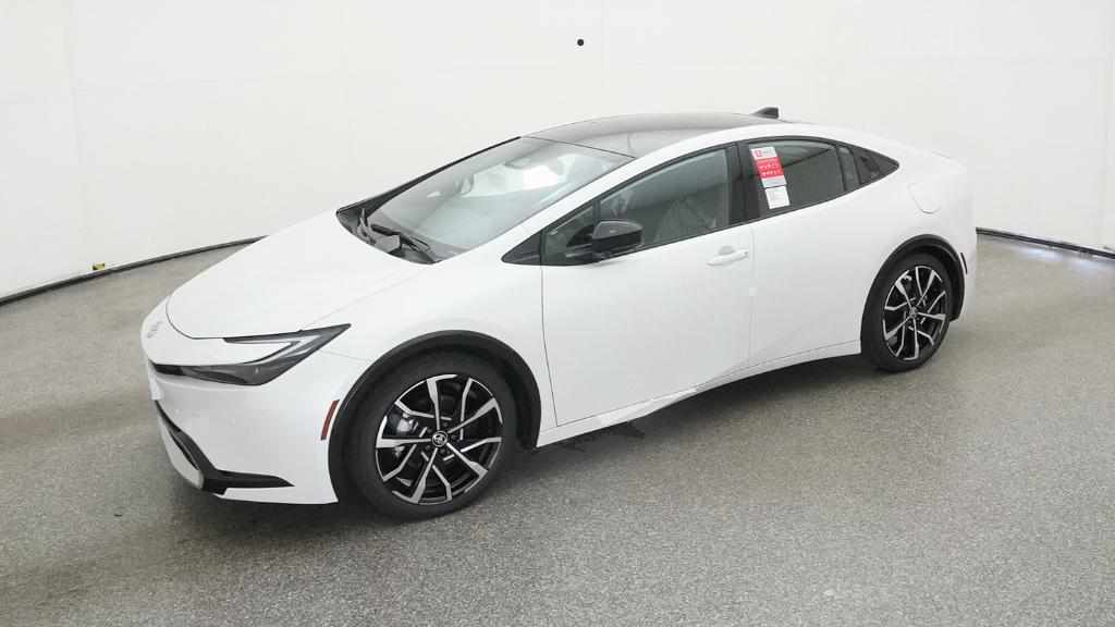 2026 Toyota Prius Plug-in Hybrid XSE Premium photo 7