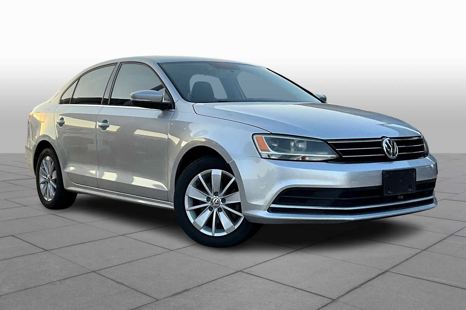 2015 Volkswagen Jetta 2.0 TDI SE photo 2