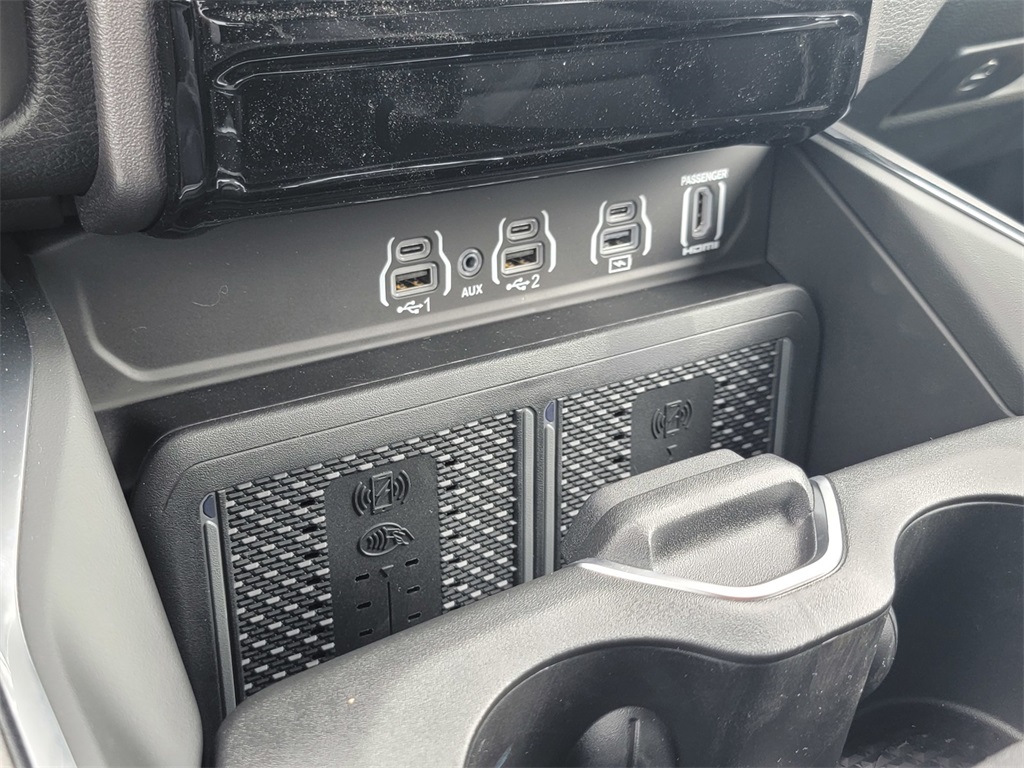 2026 Ram 1500 Laramie photo 16