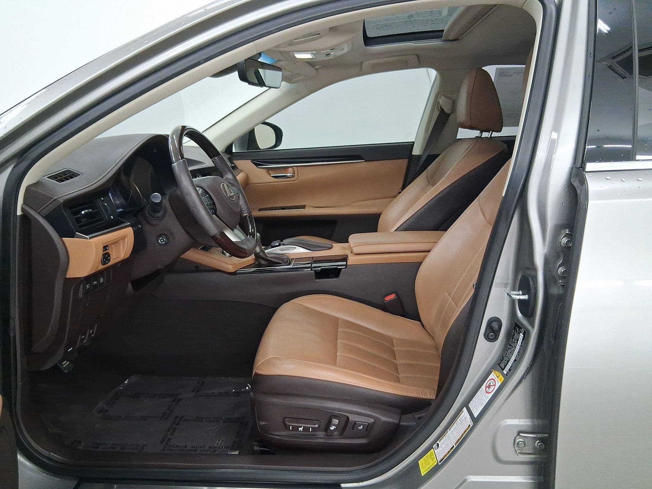 2018 Lexus ES 350 photo 4