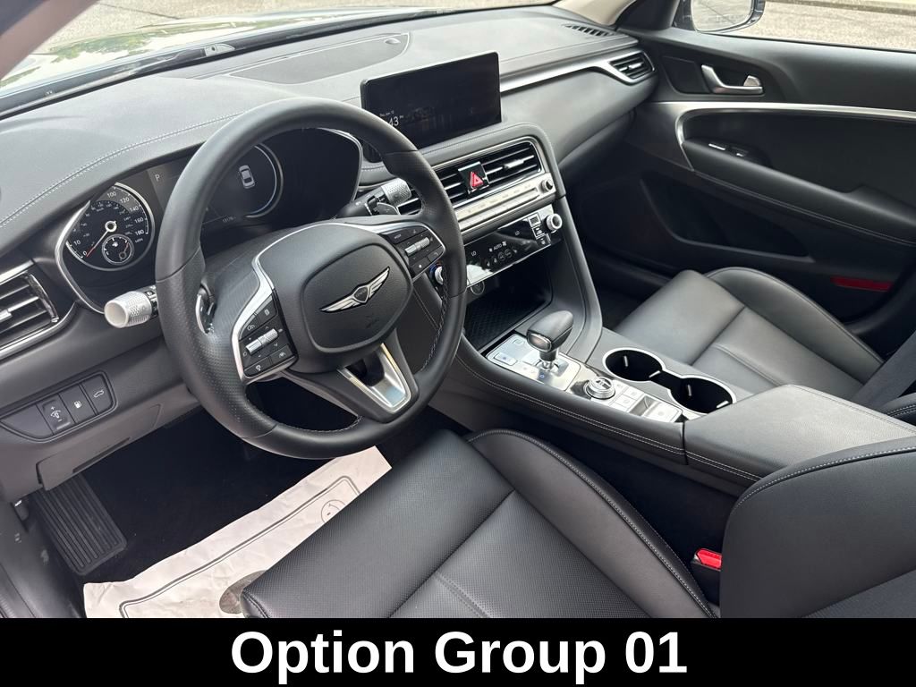 2025 Genesis G70 2.5T photo 13