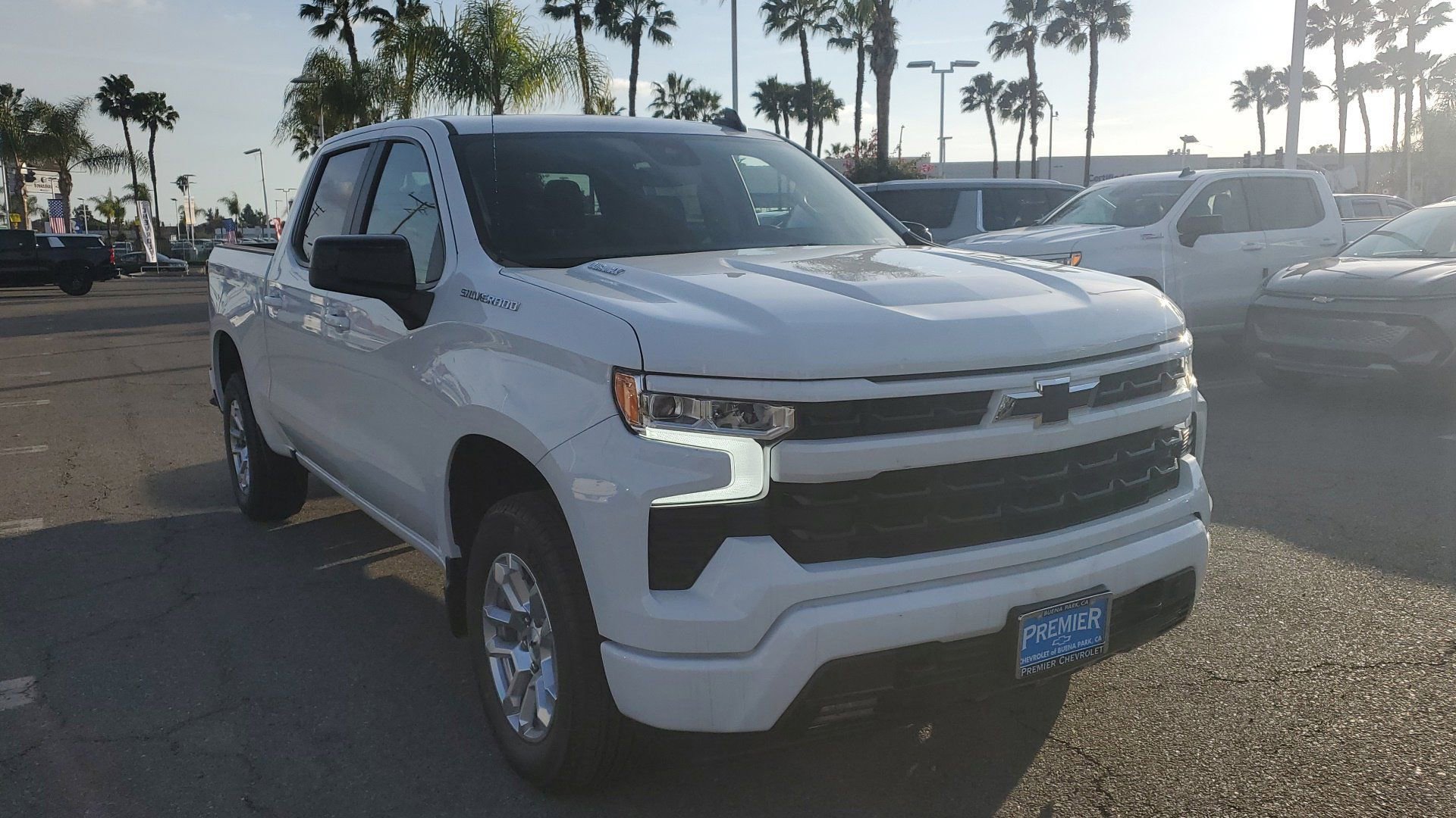2025 Chevrolet Silverado 1500 RST photo 6