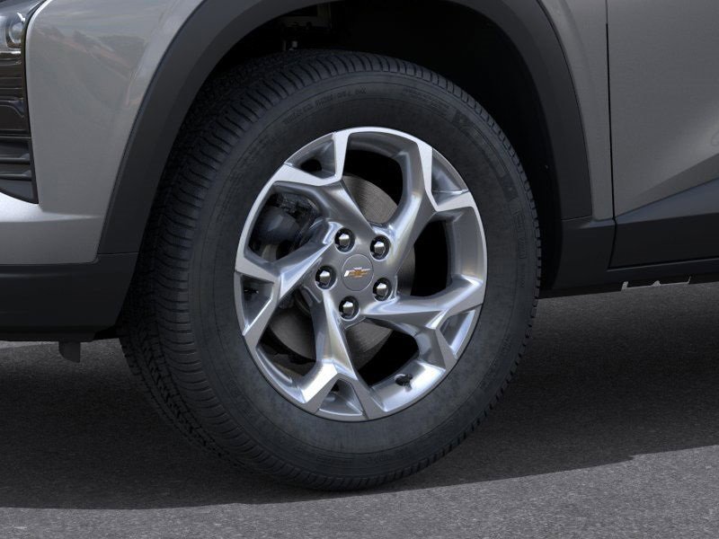 2025 Chevrolet Trax LS photo 8