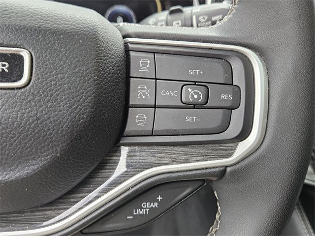 2022 Jeep Wagoneer Series III photo 24