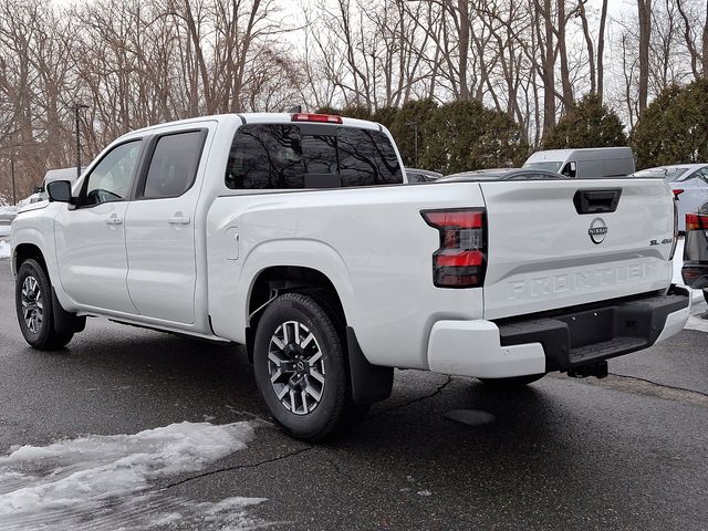 2025 Nissan Frontier SL photo 4