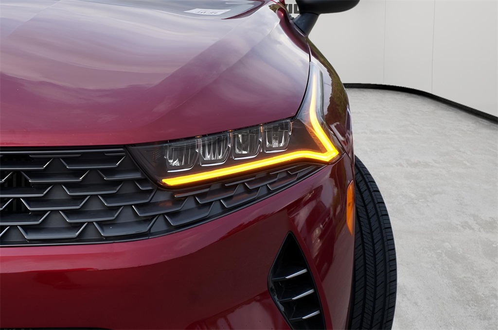 2021 Kia K5 LXS photo 3