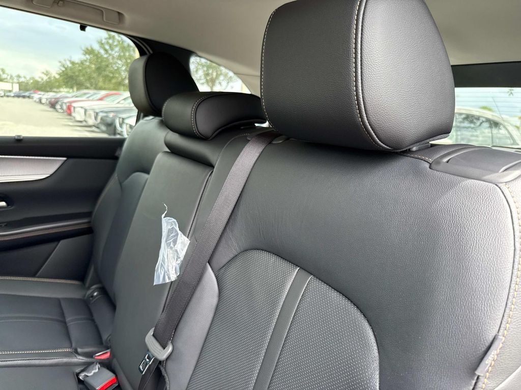 2025 Mazda CX-90 3.3 Turbo Preferred photo 40