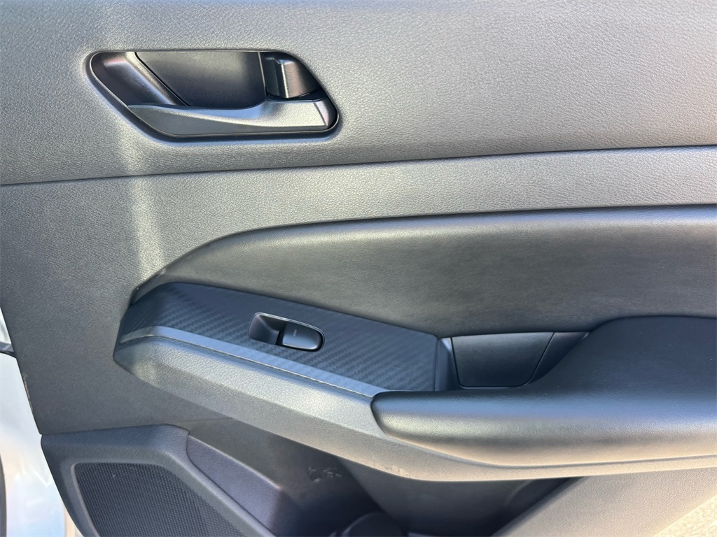 2024 Nissan Altima 2.5 S photo 17