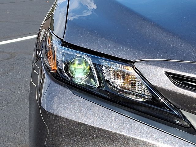 2023 Toyota Camry SE photo 10
