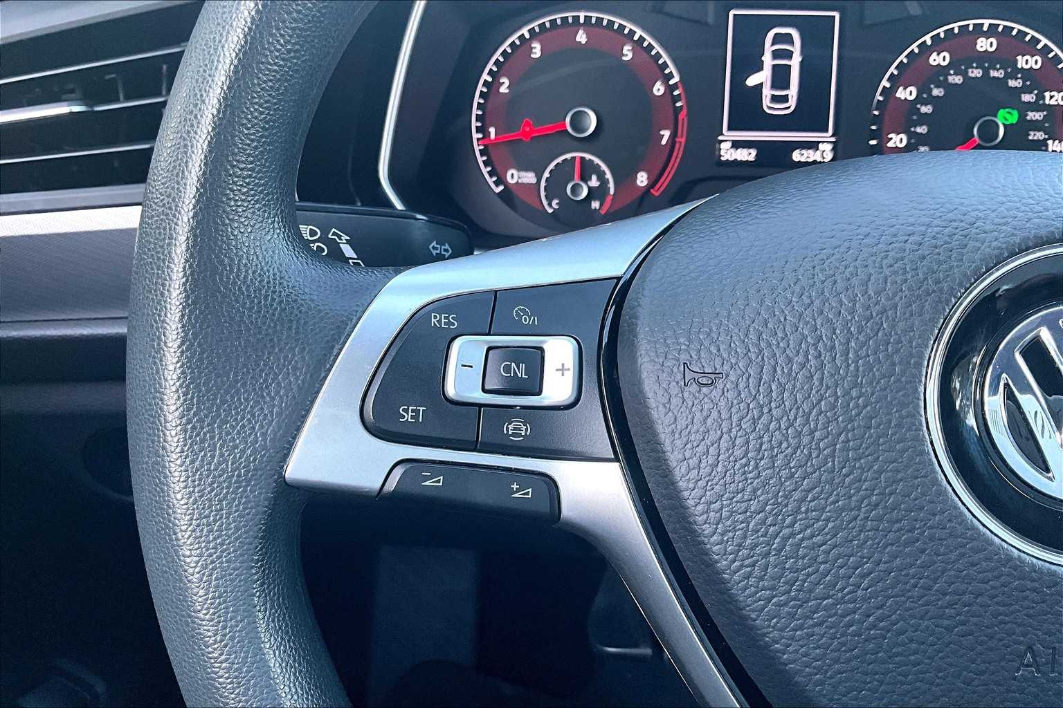 2021 Volkswagen Jetta SE R-Line photo 14