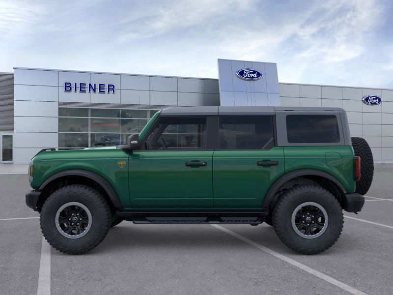 2025 Ford Bronco Badlands photo 2