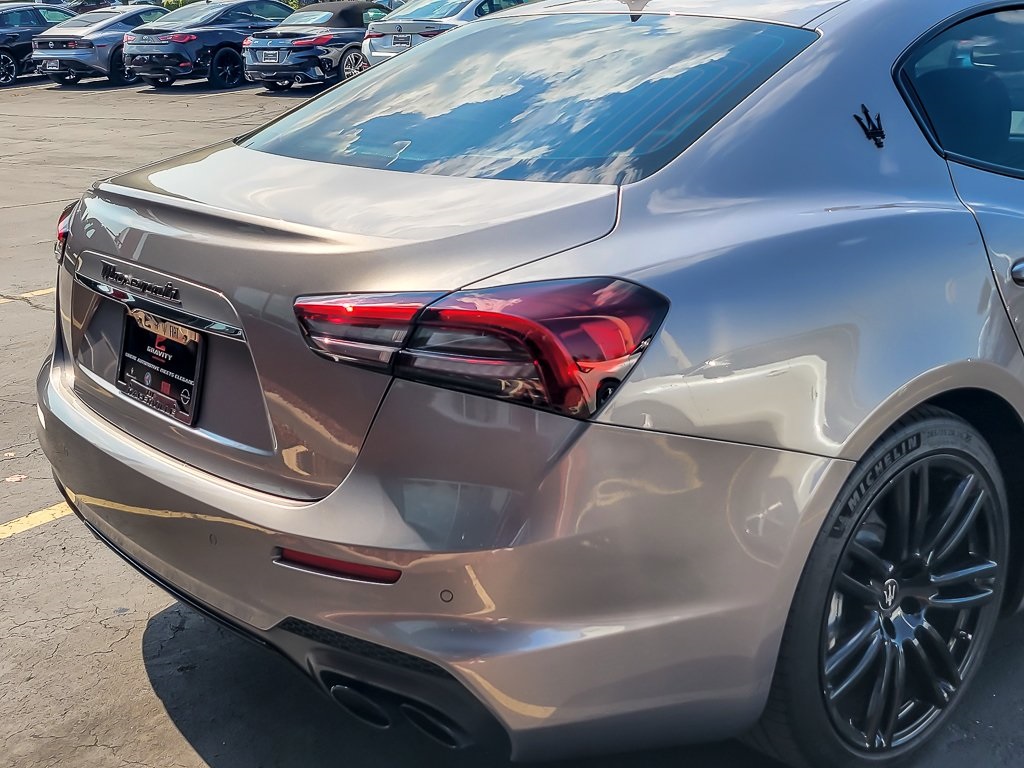 2022 Maserati Ghibli Modena photo 6