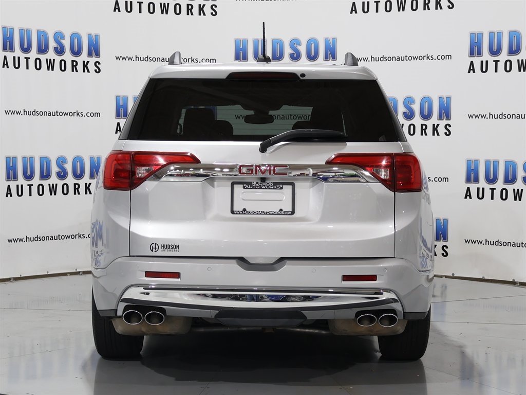 2017 Gmc Acadia Denali photo 4