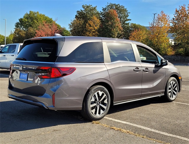 2026 Honda Odyssey EX-L photo 2