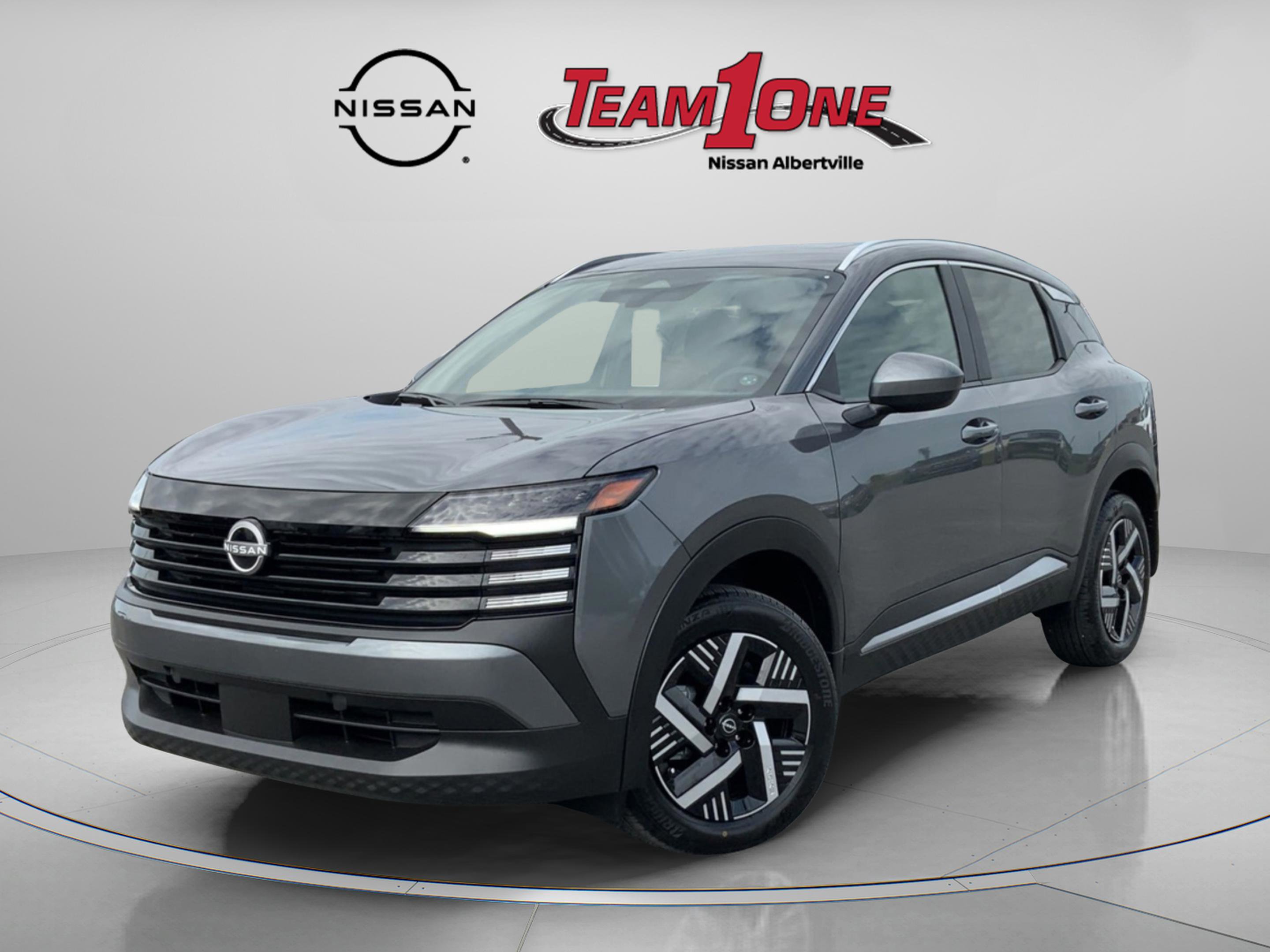 2025 Nissan Kicks SV photo 2