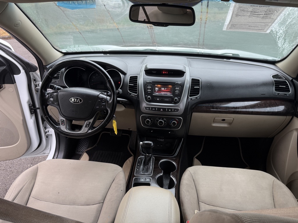 2014 Kia Sorento LX photo 21