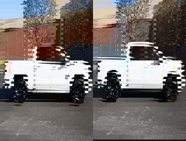2024 Chevrolet Silverado 1500 RST photo 25