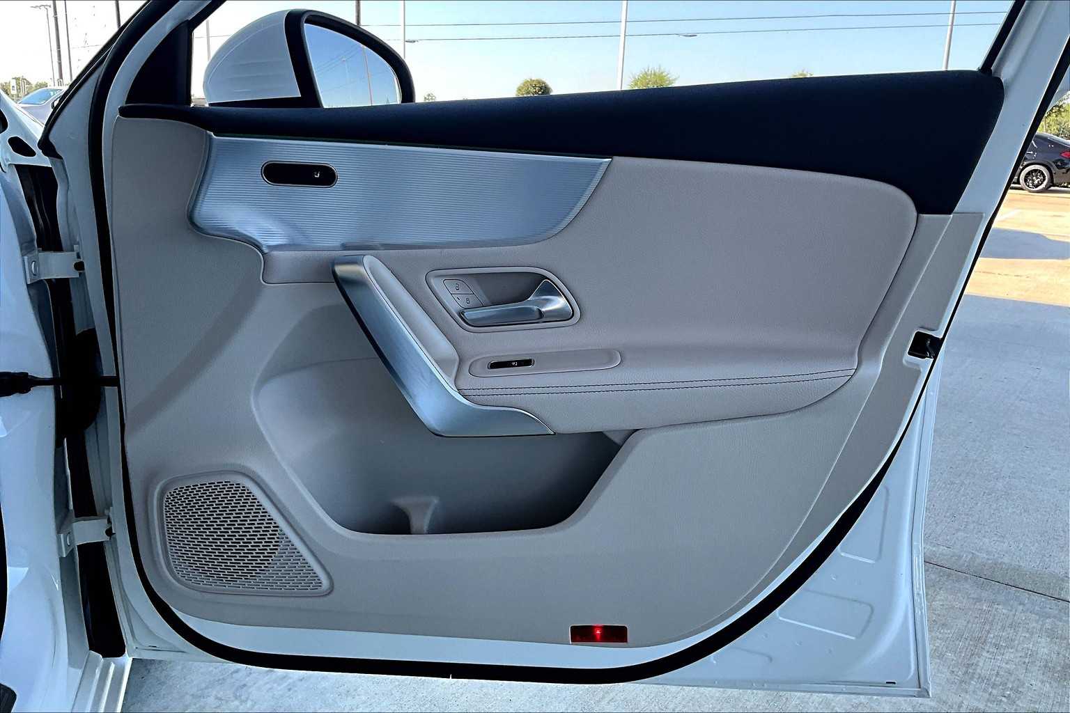 2022 Mercedes Benz A 220 photo 17