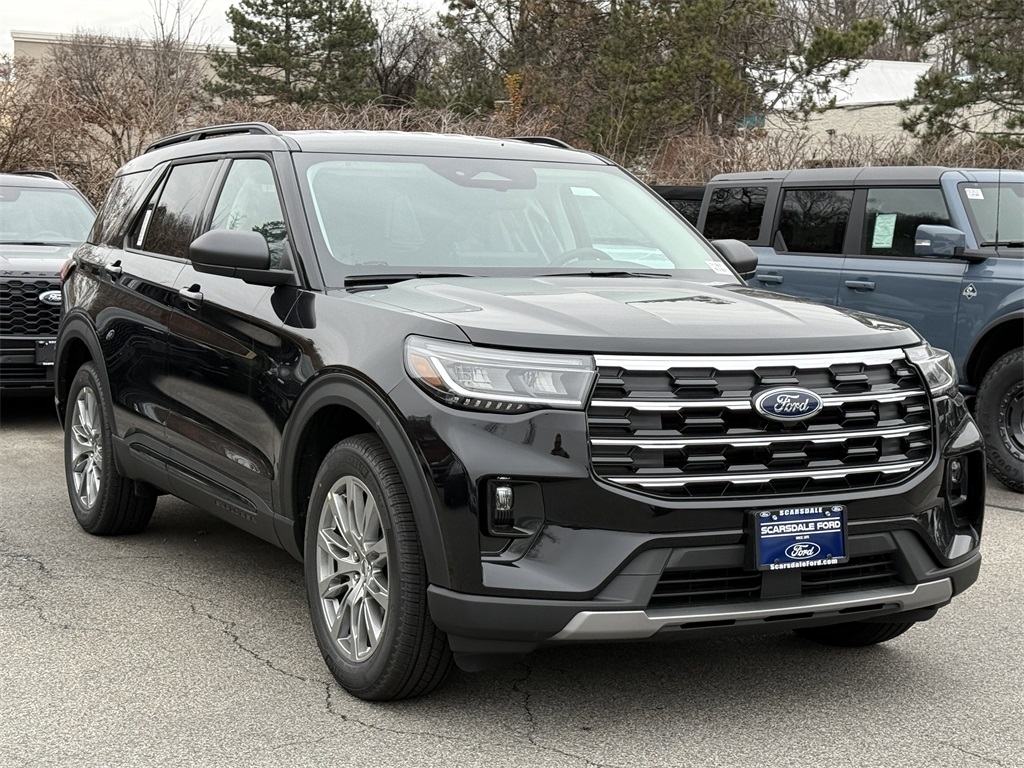 2026 Ford Explorer Active's photo