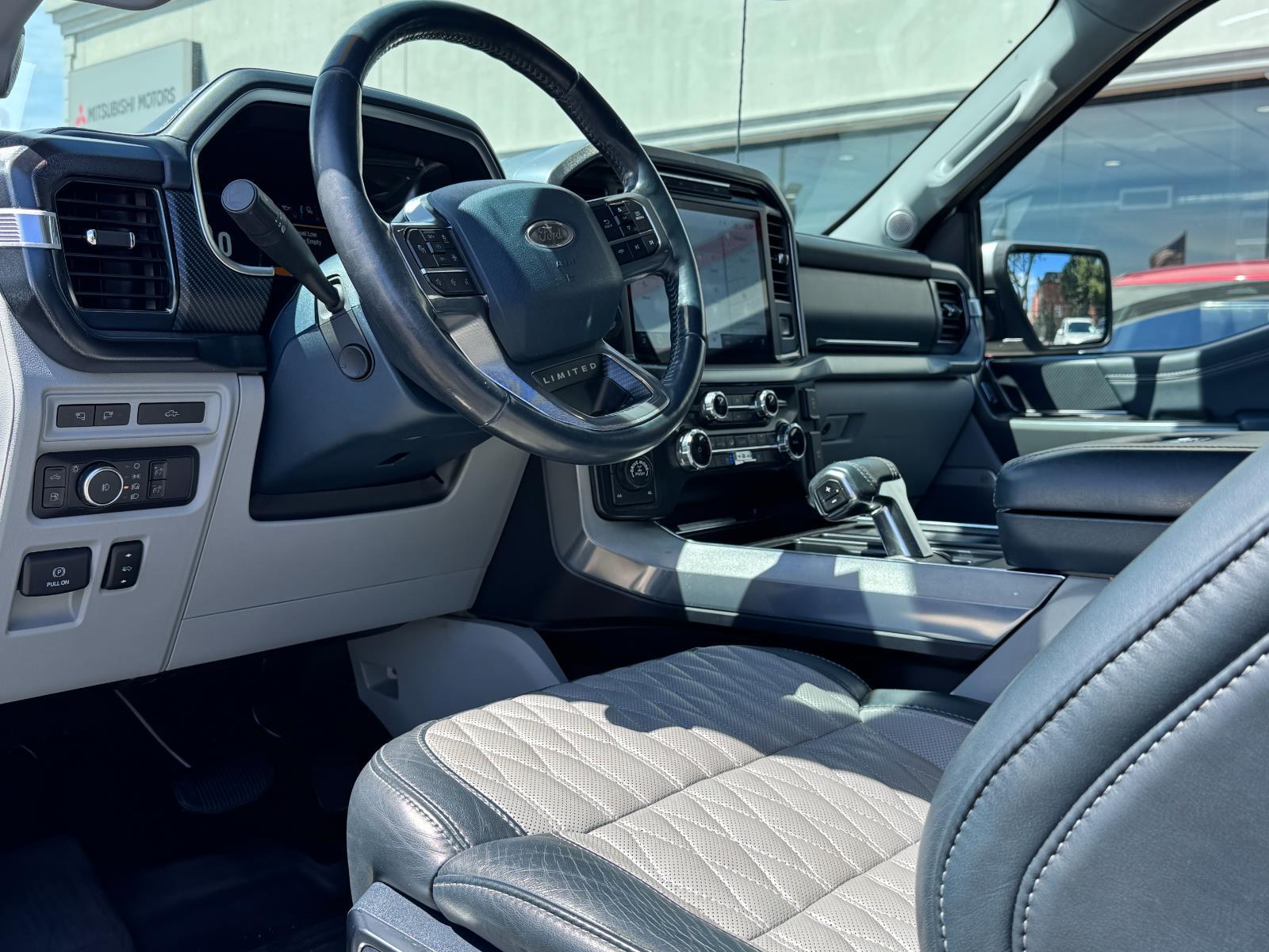 2022 Ford F-150 Limited photo 15