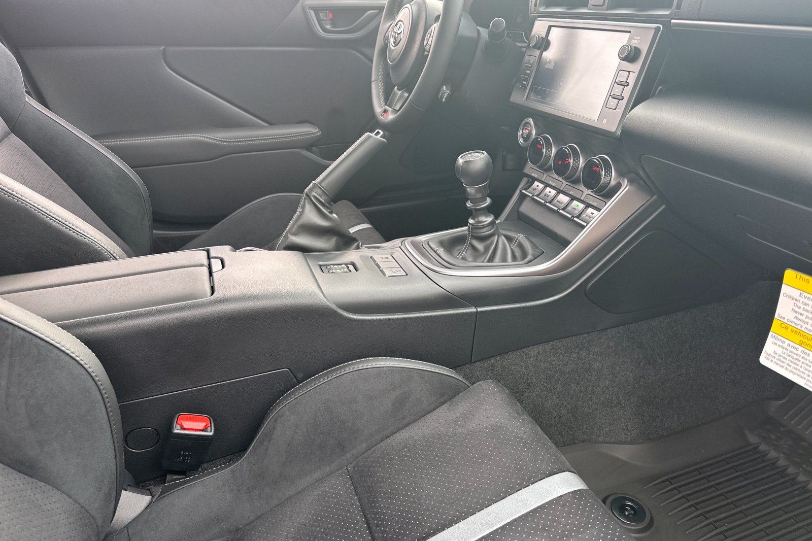 2025 Toyota GR86 Premium photo 16