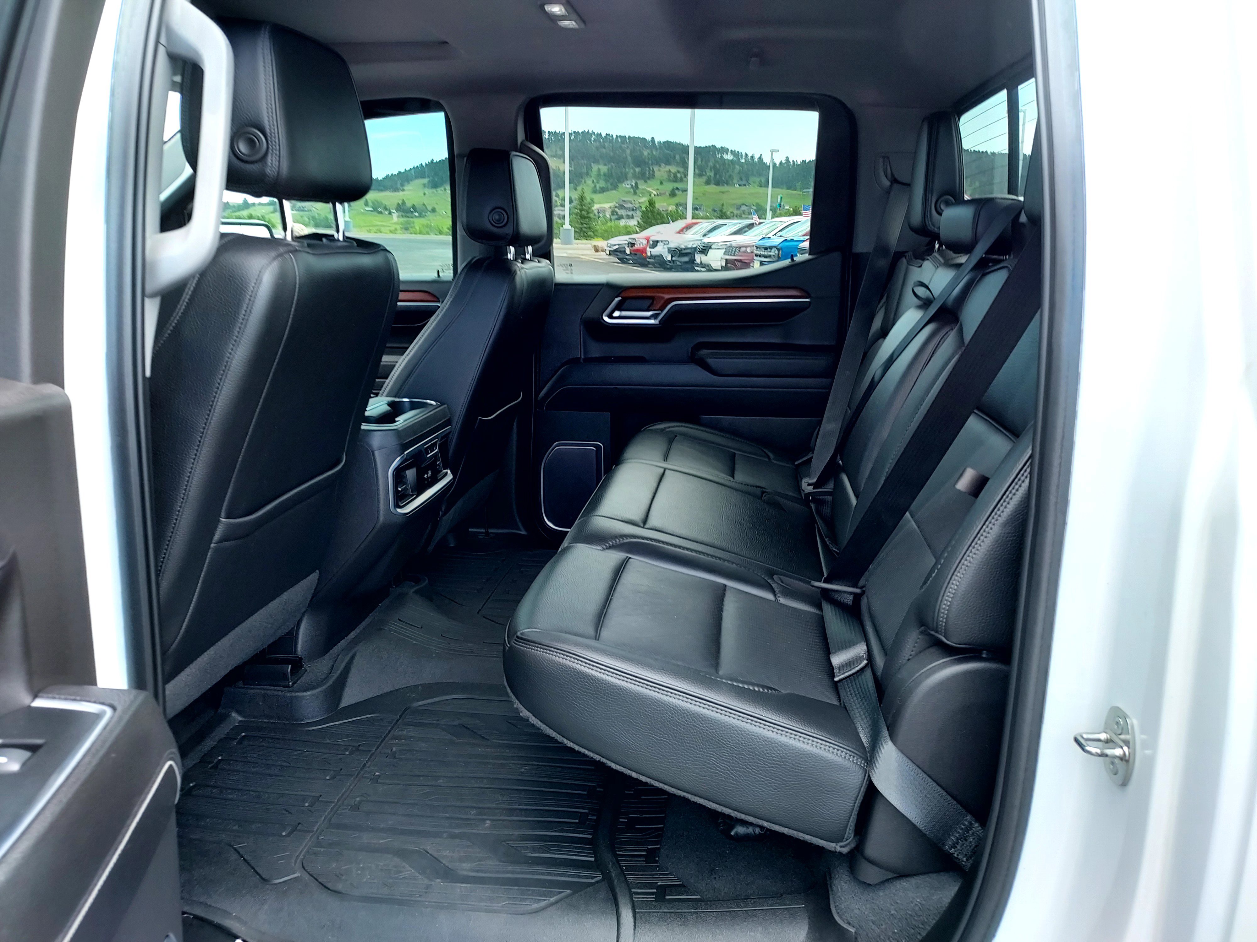 2022 Gmc Sierra 1500 Denali photo 2