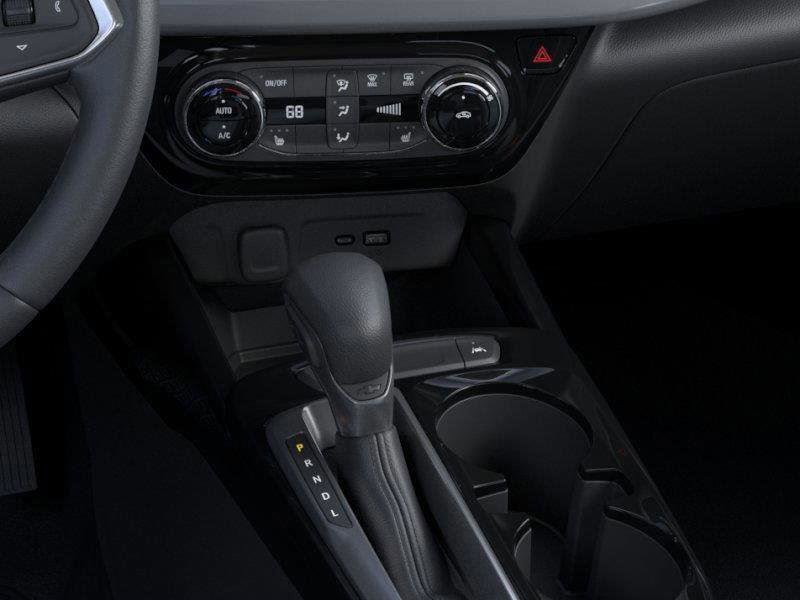 2025 Chevrolet Trax LT photo 20