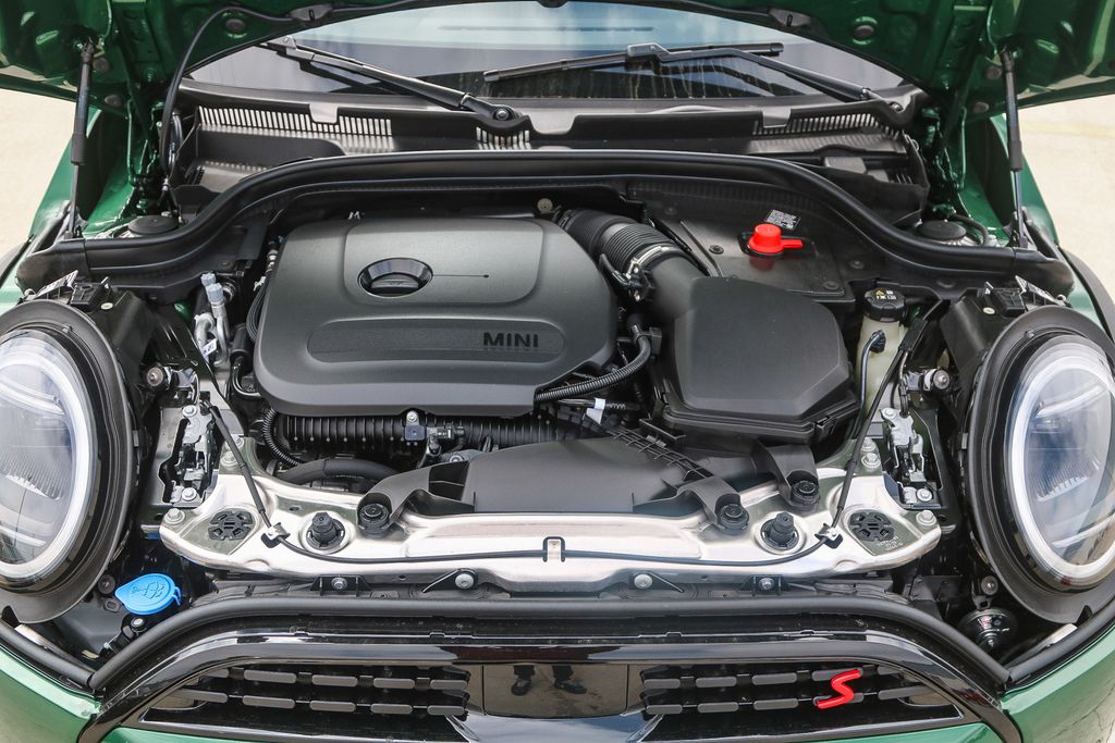 2026 Mini Cooper 4 Door Hardtop Signature photo 23