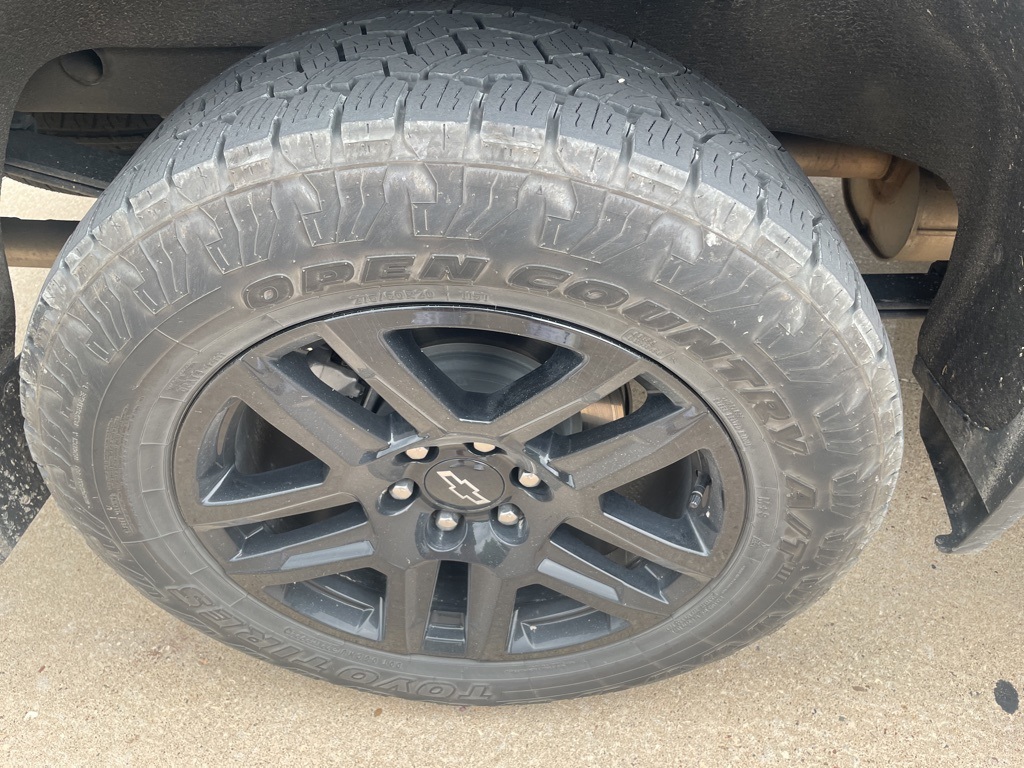 2023 Chevrolet Silverado 1500 RST photo 10