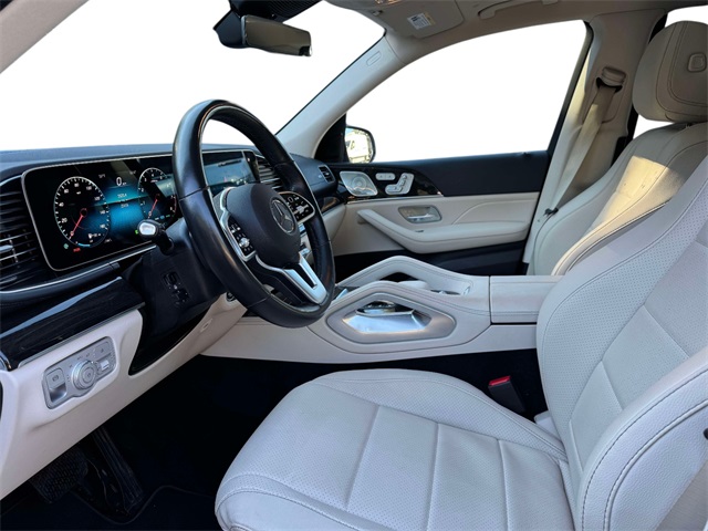 2022 Mercedes Benz GLS 450 4MATIC photo 5