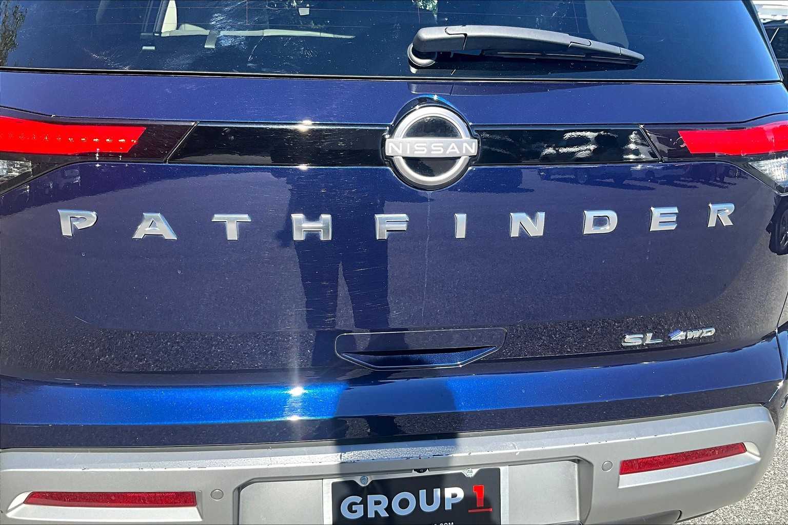 2023 Nissan Pathfinder SL photo 29