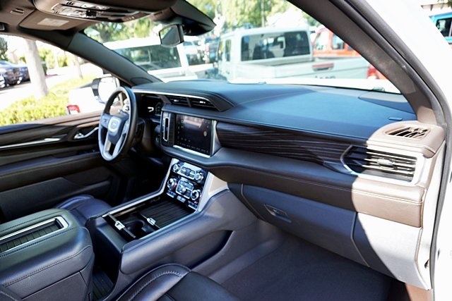 2023 Gmc Yukon Denali photo 8