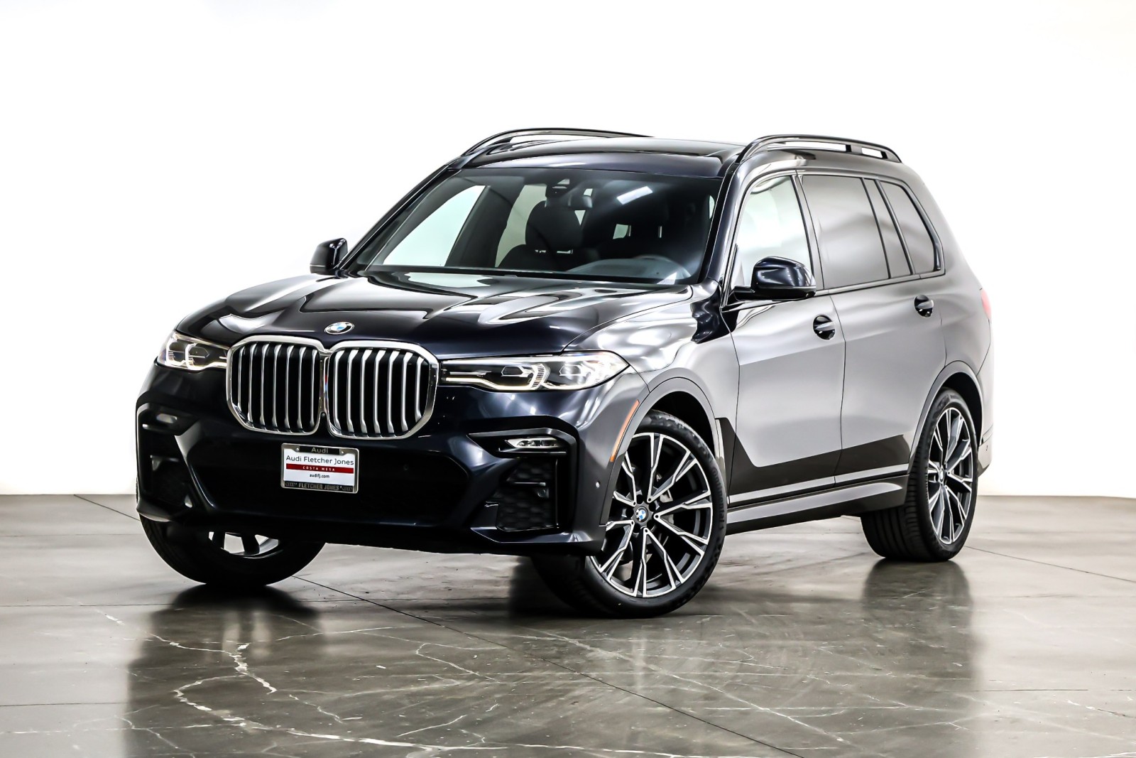 2022 BMW X7 Base's photo