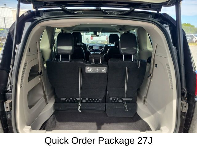 2018 Chrysler Pacifica Touring Plus photo 5