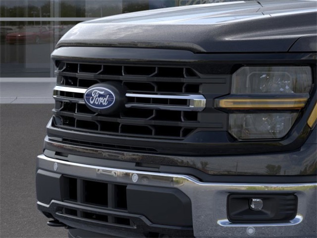 2025 Ford F-150 XLT photo 14