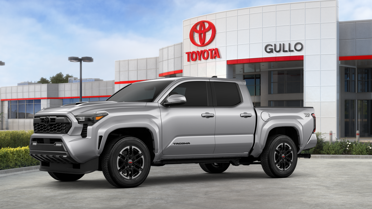 2026 Toyota Tacoma TRD Sport Double Cab photo 2