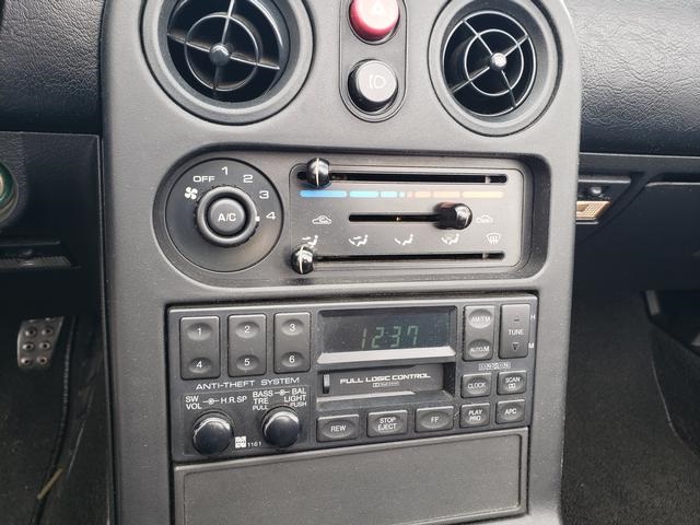 1991 Mazda MX-5 Miata Miata Base photo 23