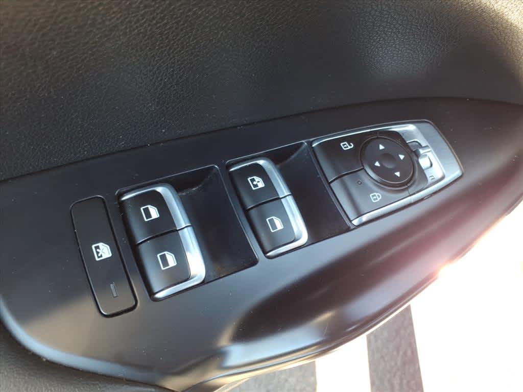 2022 Kia K5 LXS photo 22