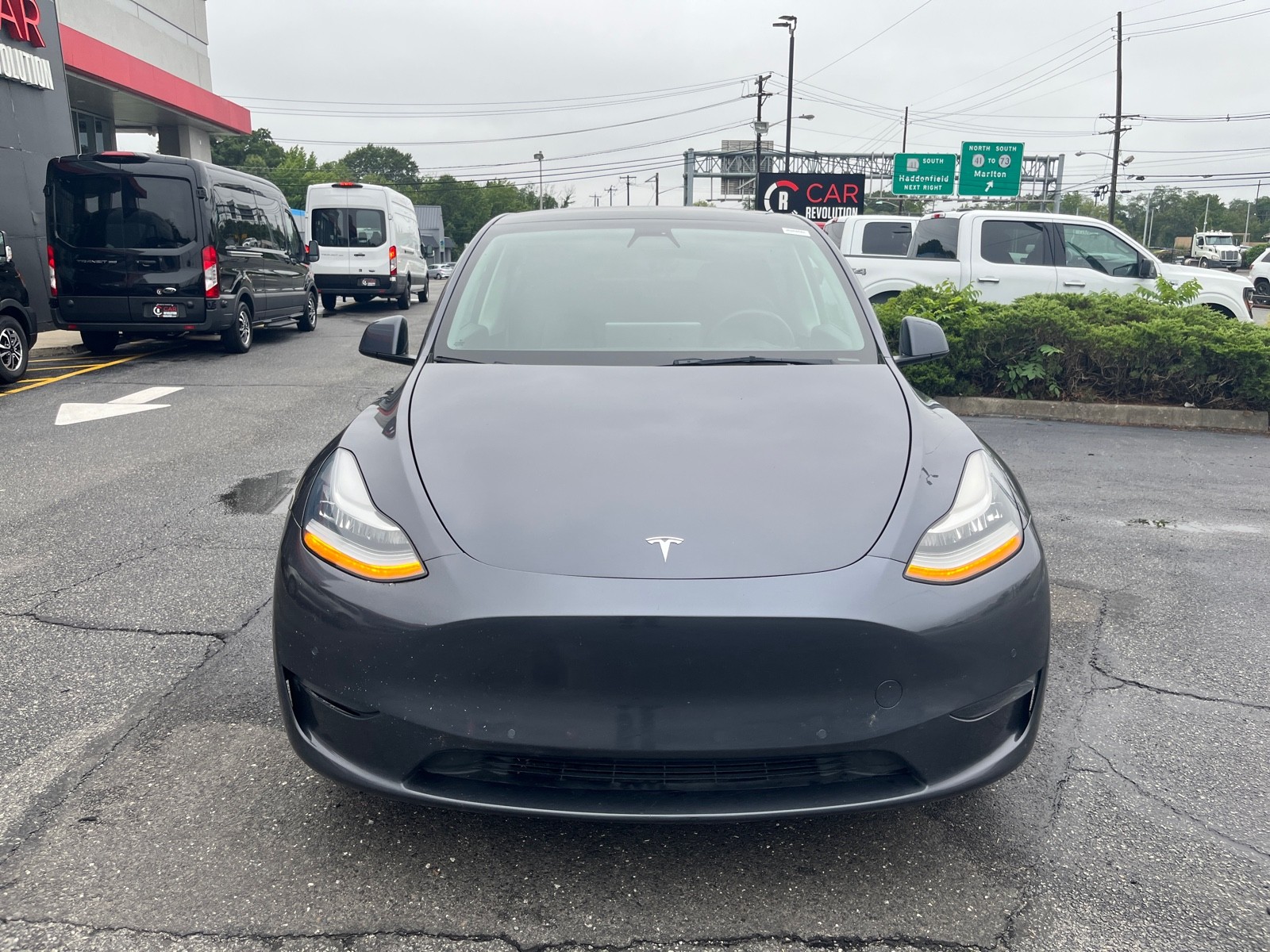 2022 Tesla Model Y Long Range photo 2