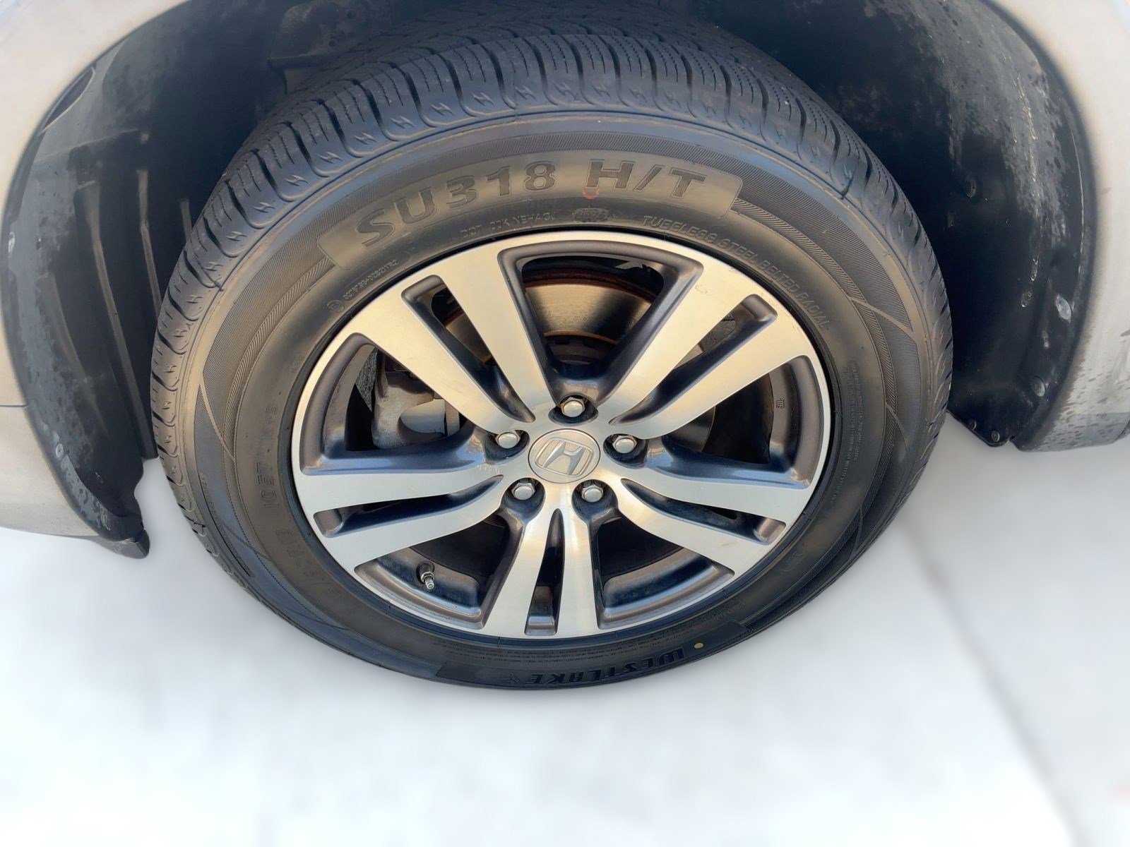 2016 Honda Pilot EX-L photo 11