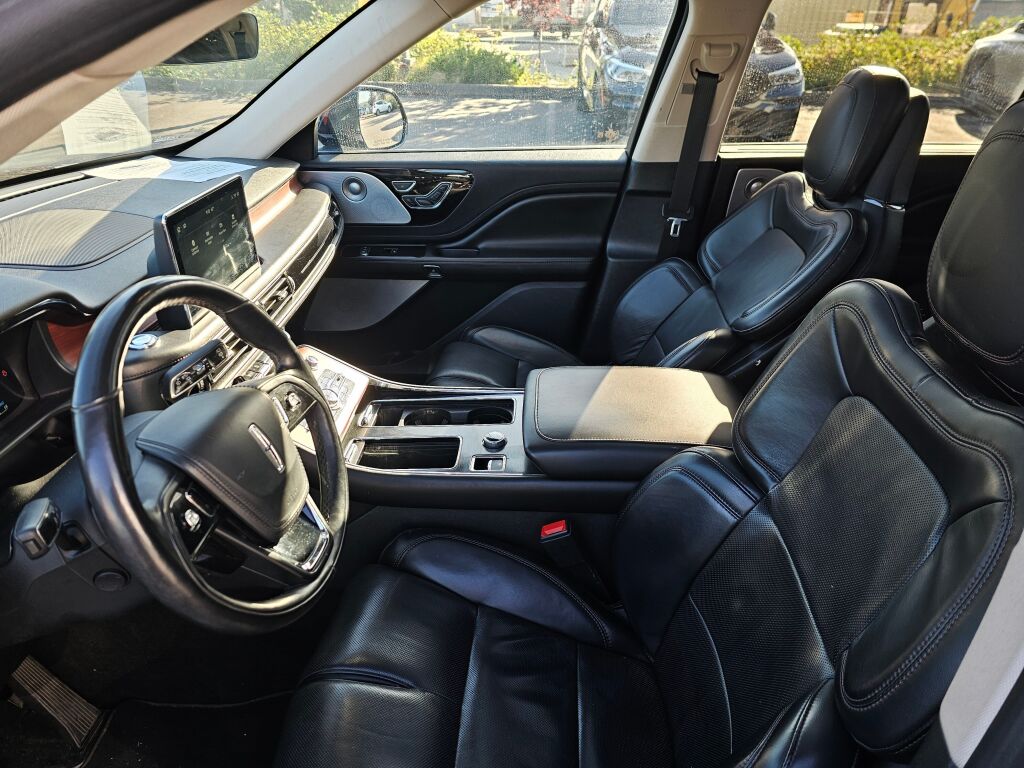 2020 Lincoln Aviator Grand Touring photo 27