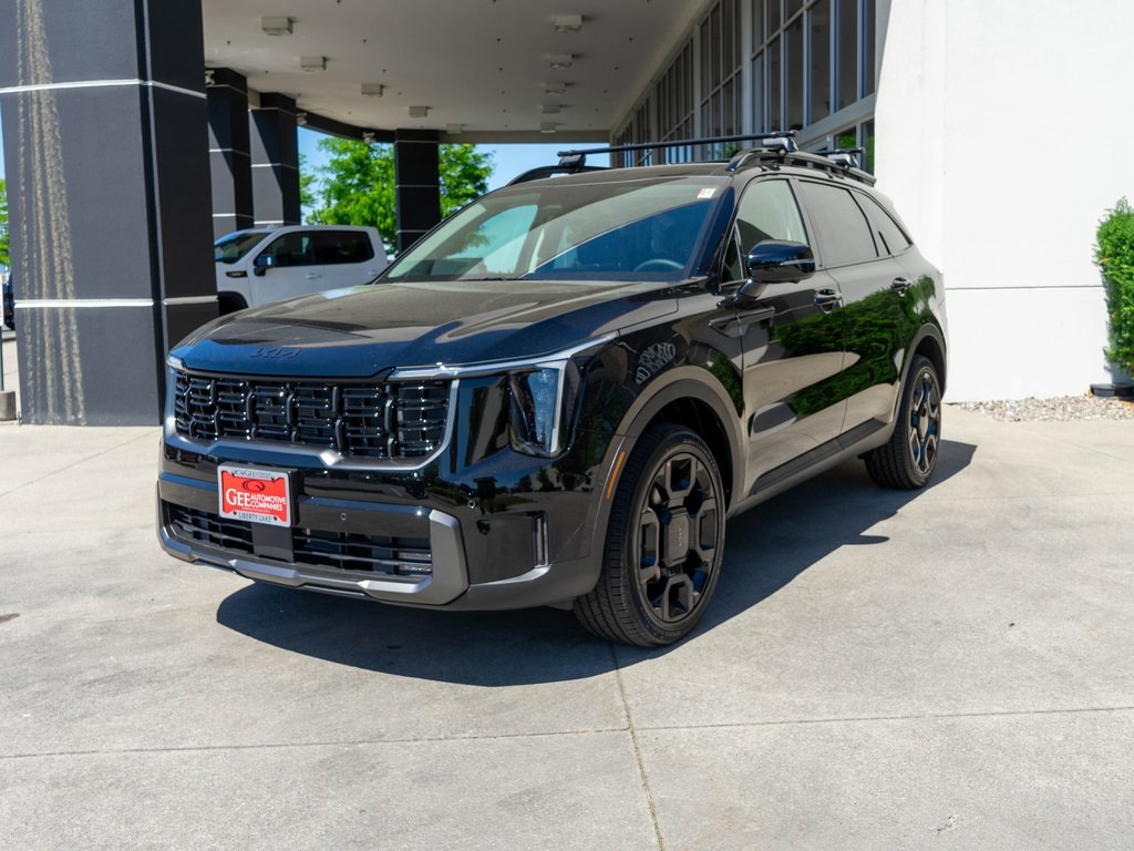 2025 Kia Sorento X-Line SX photo 3