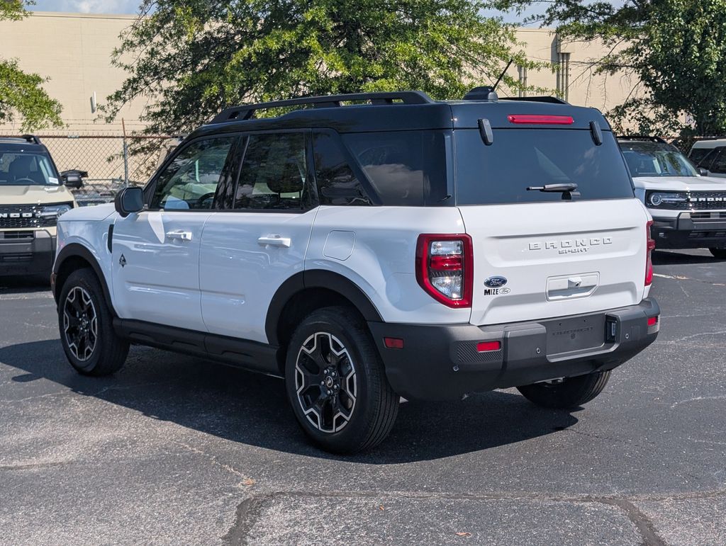 2025 Ford Bronco Sport Outer Banks photo 4