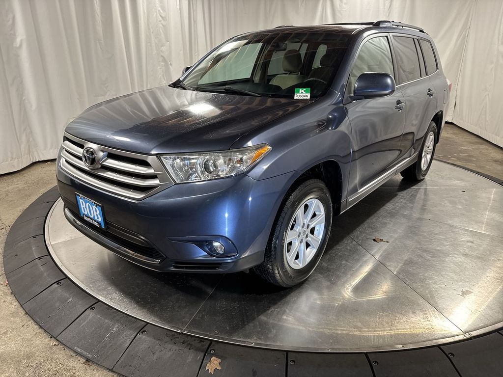 2011 Toyota Highlander Base