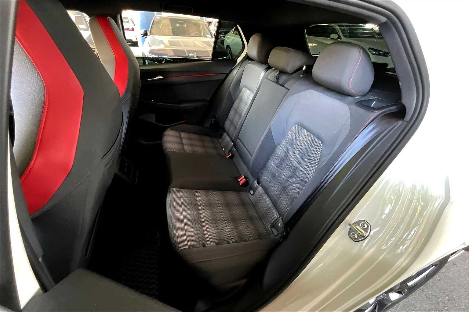 2024 Volkswagen Golf GTI 380 S photo 17