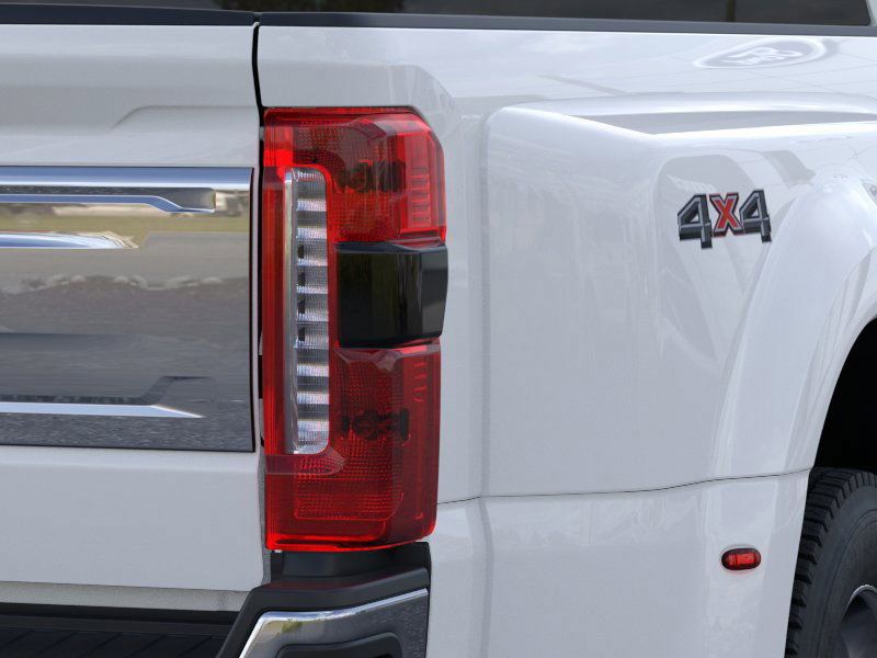 2026 Ford F-450 photo 17