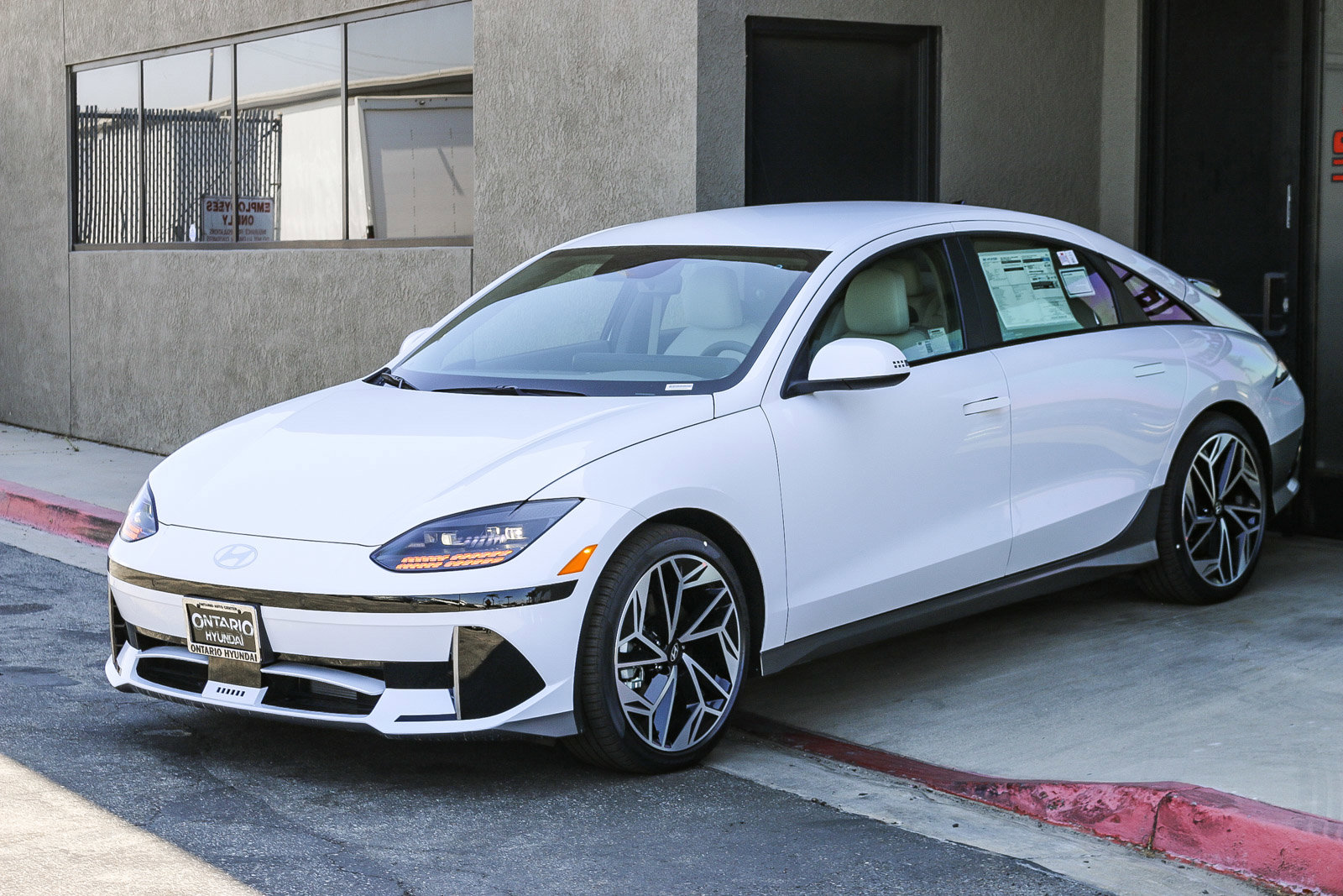 New 2025 Serenity White Hyundai SEL image 4