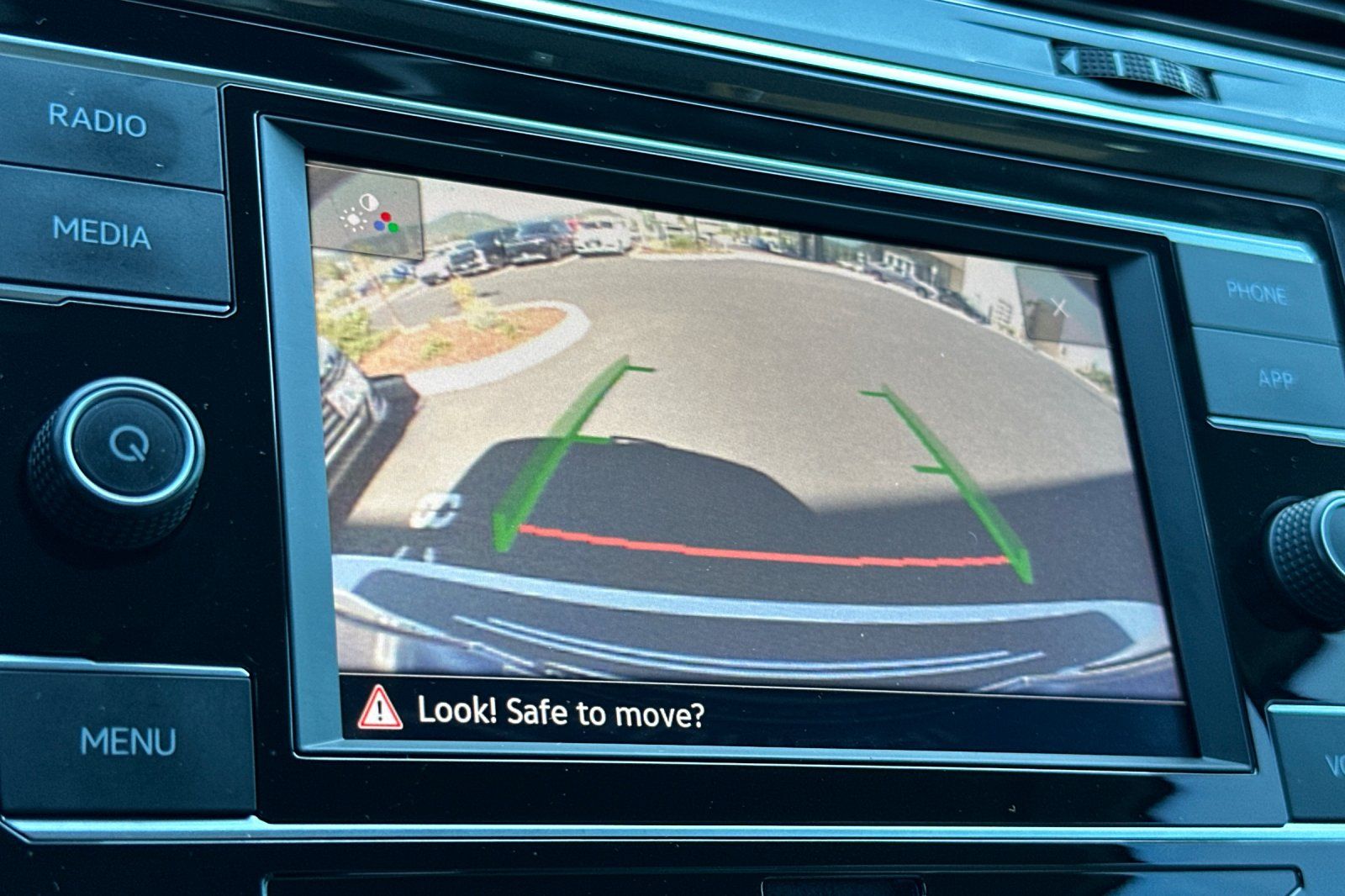 2023 Volkswagen Tiguan S photo 19