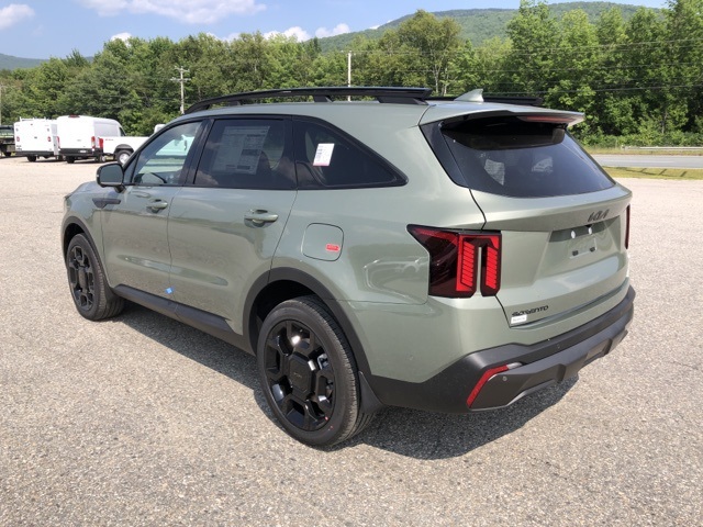 2025 Kia Sorento X-Line SX photo 3